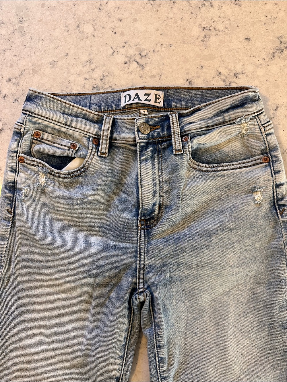 Women's Light Blue High-Rise Jeans
